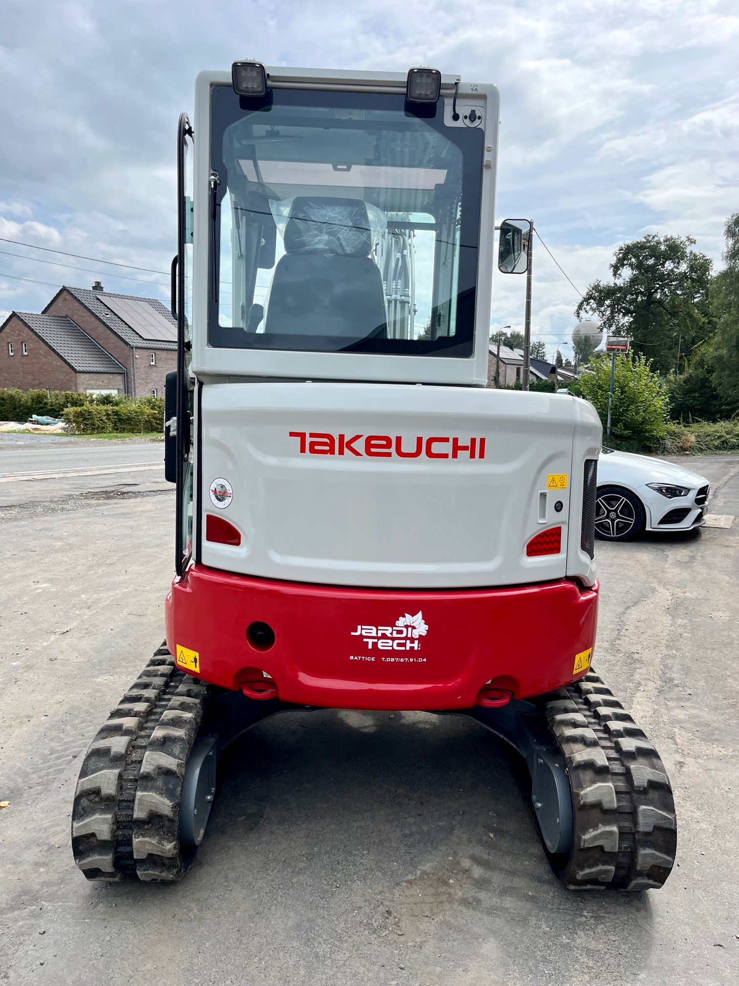 Photo du produit Takeuchi TB335R